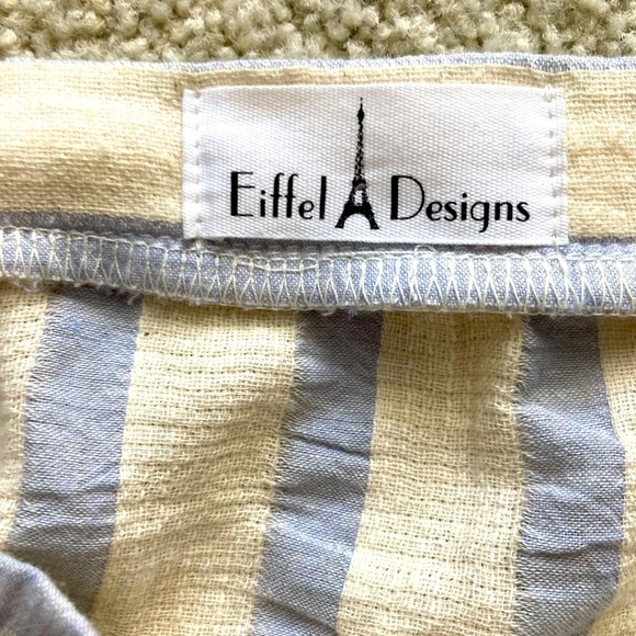 Large Off Shoulder Striped Eiffel Designs Top - Picture 5 of 11